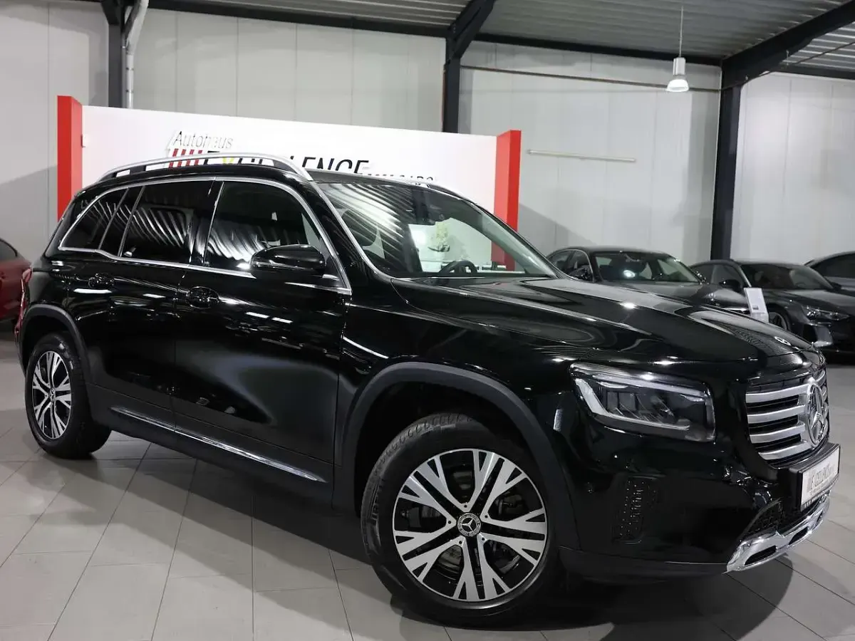 Gebraucht Mercedes GLB200 Progressive 150 PS (110 kW) 2024 Nachtschwarz SUV
