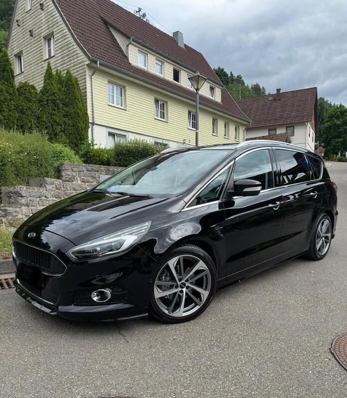 Schwarz Gebraucht 2016 Ford S-MAX ST-Line Van / Kleinbus | 16.500 € (Guter Preis) - Bild 1/4