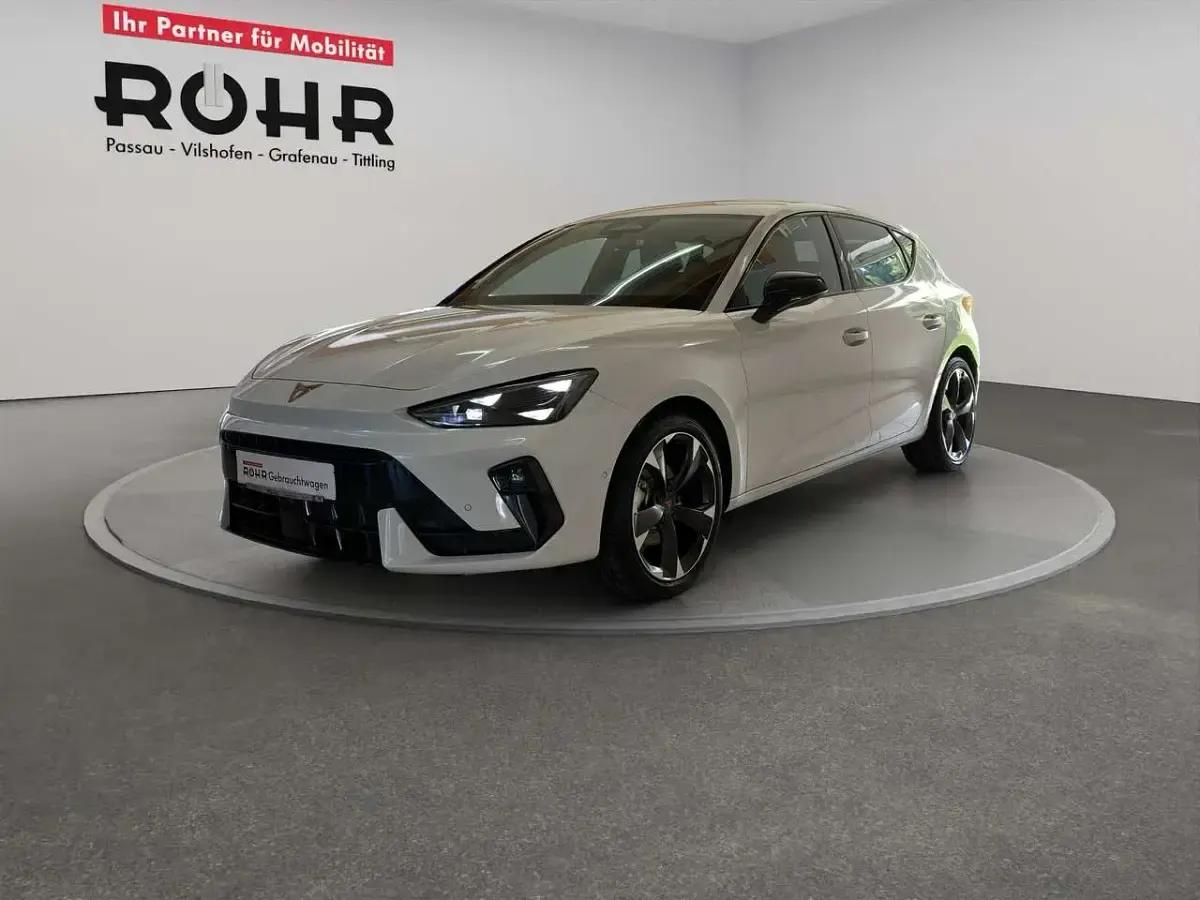 Usata Cupra Leon 150 CV (110 kW) 2026 Bianco Berlina