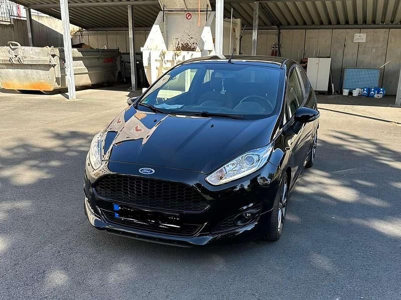 Gebraucht Ford Fiesta 125 PS (91 kW) 2017 Schwarz Limousine