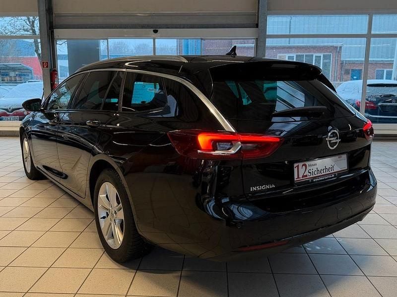 Gebraucht Opel Insignia 122 PS (89 kW) 2022 Schwarz Kombi