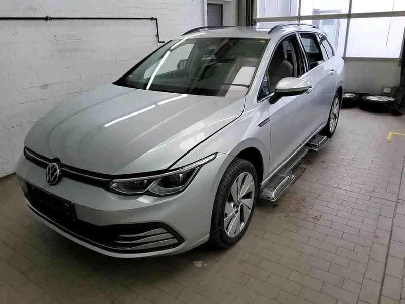 Silber Gebraucht 2021 VW Golf VIII Style Kombi | 19.990 € (Guter Preis) - Bild 1/4