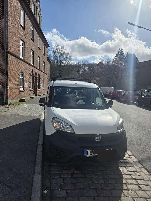 Gebraucht Fiat Doblò 75 PS (55 kW) 2016 Van / Kleinbus