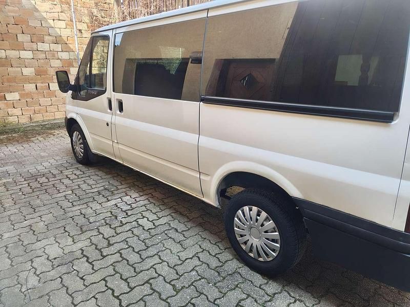 Second-hand Ford Transit 110 CP (80 kW) 2007 Alb Monovolum