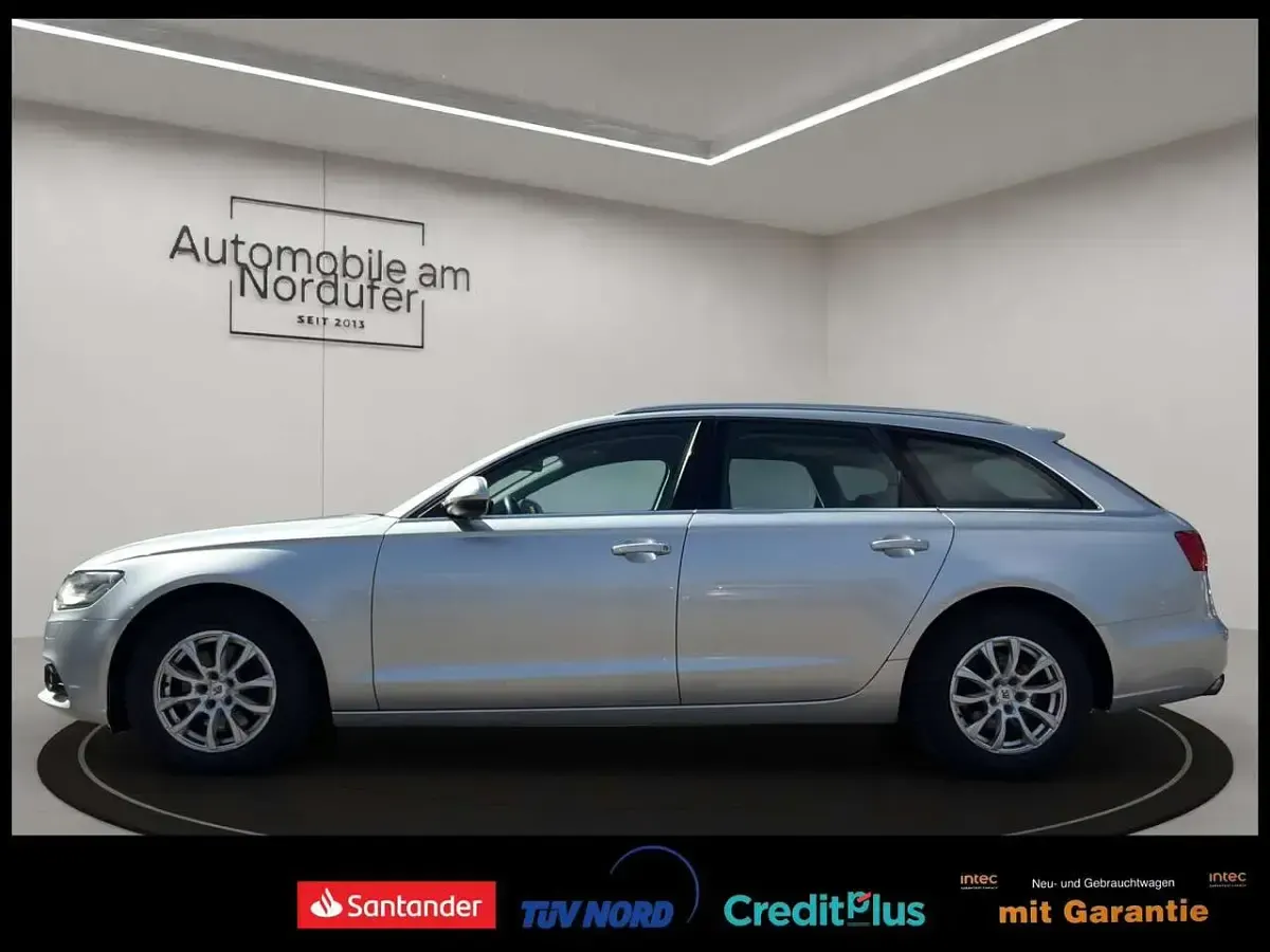 Gebraucht Audi A6 179 PS (131 kW) 2012 Eissilber metallic Kombi