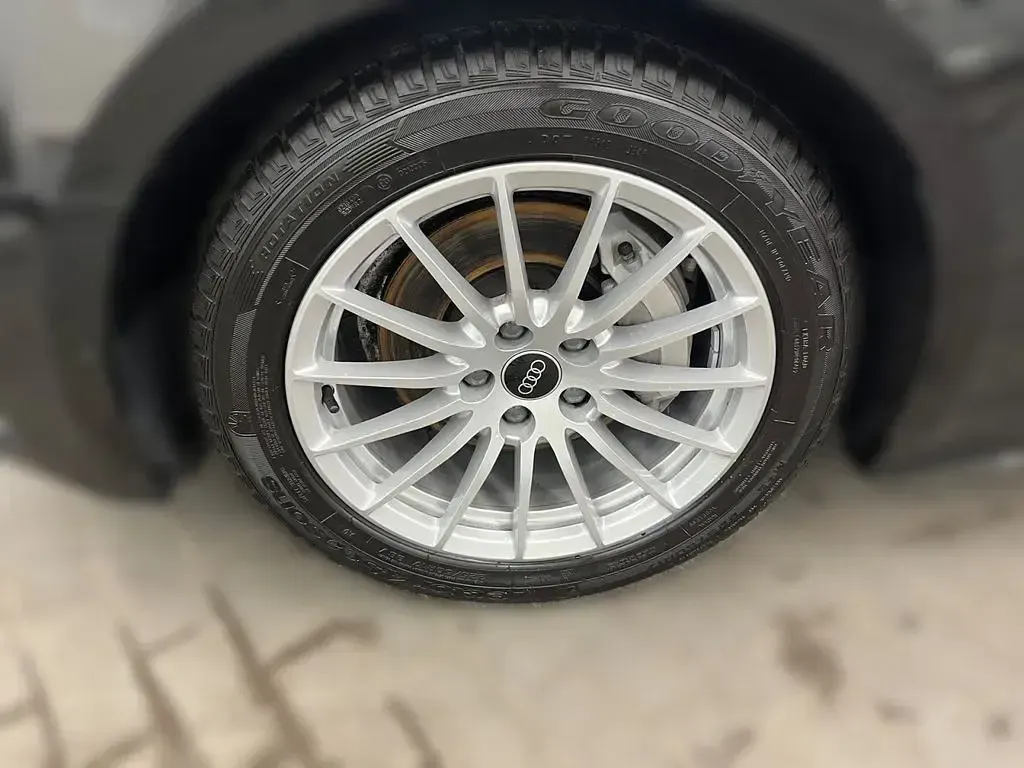 Gebraucht Audi A5 Sportback 204 PS (150 kW) 2024 Schwarz Kleinwagen