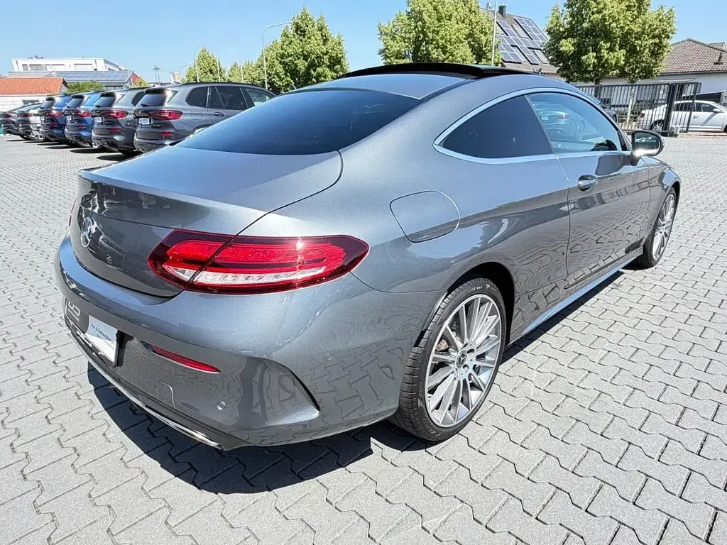 Gebraucht Mercedes C400 AMG 333 PS (244 kW) 2021 Grau Coupé