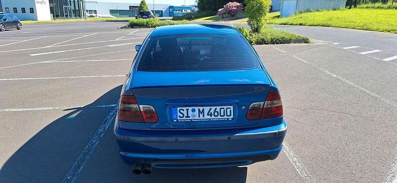 Gebraucht BMW 325 Performance 192 PS (141 kW) 2001 Blau Limousine