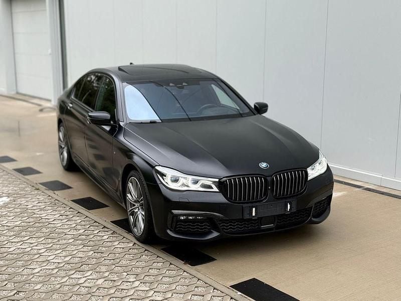 Gebraucht BMW 750L Performance 400 PS (294 kW) 2019 Schwarz Limousine