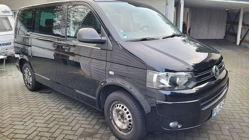 Gebraucht VW Multivan 140 PS (102 kW) 2012 Schwarz Van