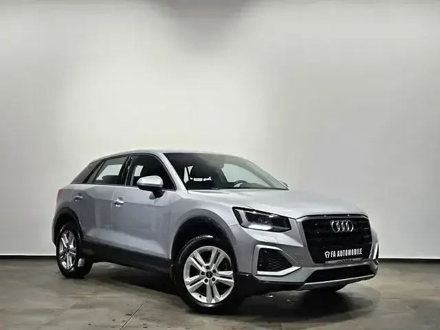 Gebraucht Audi Q2 Sport 150 PS (110 kW) 2024 Florett silber (metallic) SUV