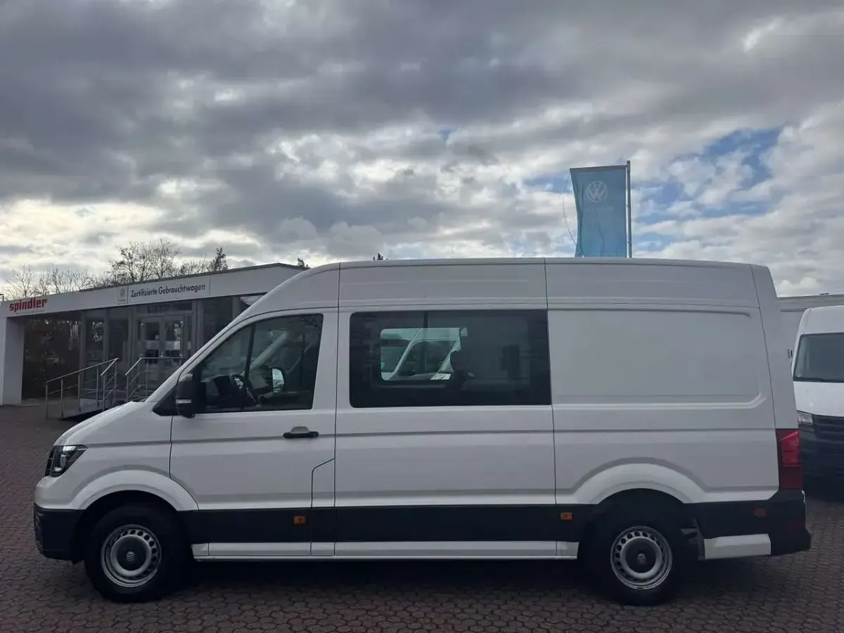 Gebraucht VW Crafter 140 PS (102 kW) 2022 Candyweiß Van