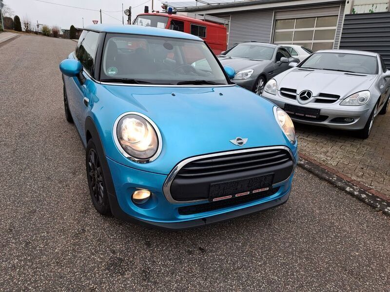 Blau Gebraucht 2018 Mini One D Pepper Kleinwagen | 9.400 € (Fairer Preis) - Bild 1/4