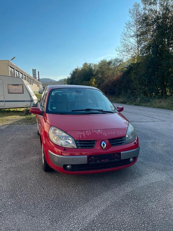 Rot Gebraucht 2006 Renault Mégane II Limousine | 1.000 € (Superpreis) - Bild 1/4