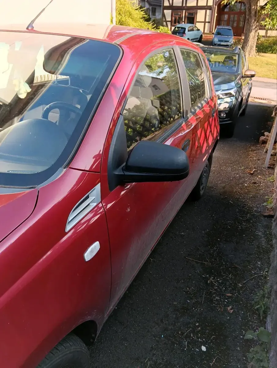 Gebraucht Chevrolet Aveo 74 PS (54 kW) 2009 Rot Kleinwagen