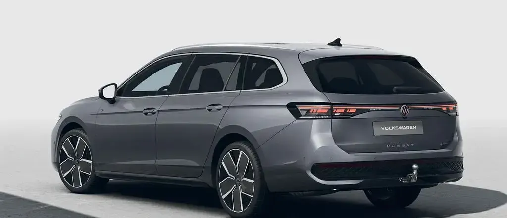 Gebraucht VW Passat R-line 265 PS (194 kW) 2025 Grau Kombi