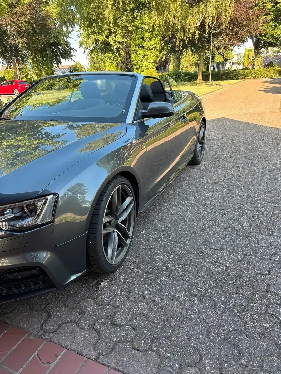 Gebraucht Audi A5 Cabriolet S-Line 190 PS (139 kW) 2016 Grau Cabrio