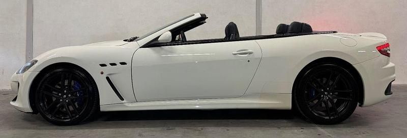 Gebraucht Maserati GranCabrio 460 PS (338 kW) 2015 Weiß Cabrio