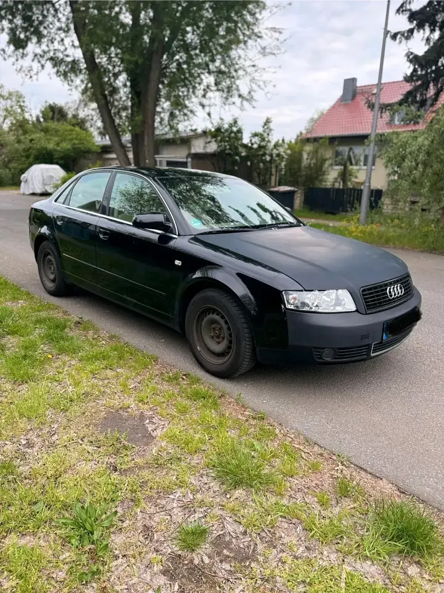 Gebraucht Audi A4 130 PS (95 kW) 2003 Schwarz Limousine