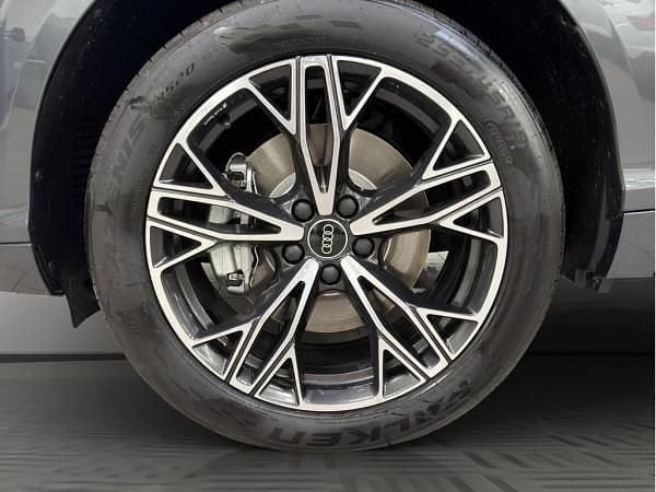 Neu Audi Q3 Sportback Ambiente 272 PS (200 kW) 2025 Grau (daytonagrau perleffekt) SUV