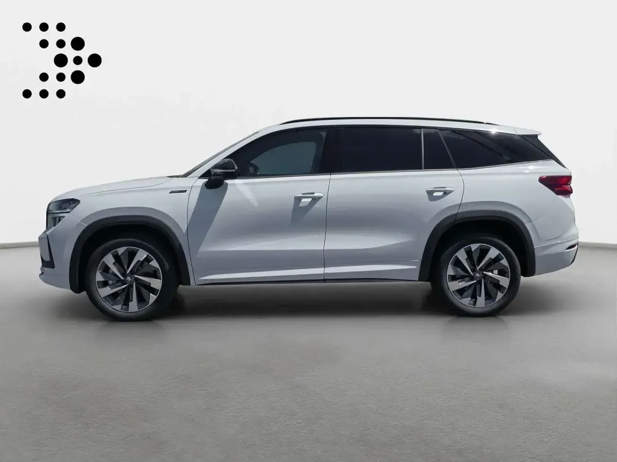 Neu Skoda Kodiaq SportLine 193 PS (141 kW) 2026 Moonweiss metallic SUV