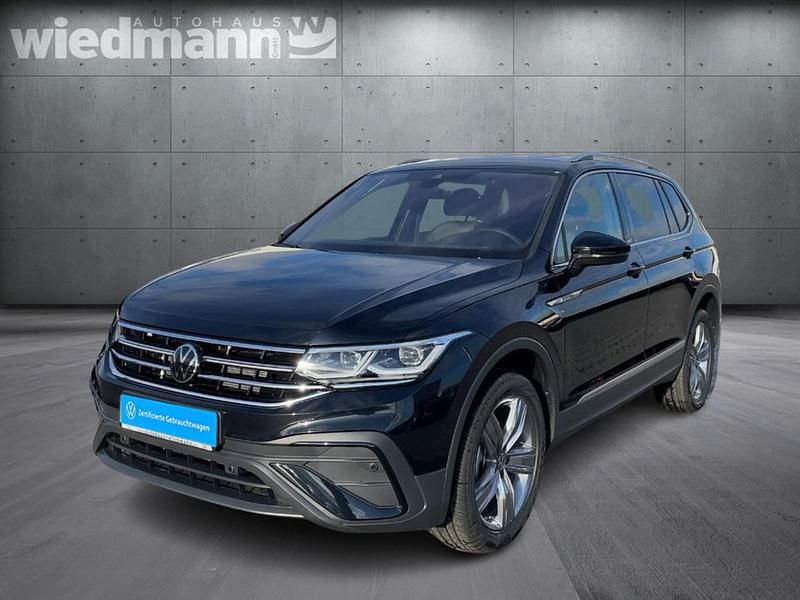 Gebraucht VW Tiguan Allspace Move 150 PS (110 kW) 2023 Deep black perleffekt (metallic) SUV