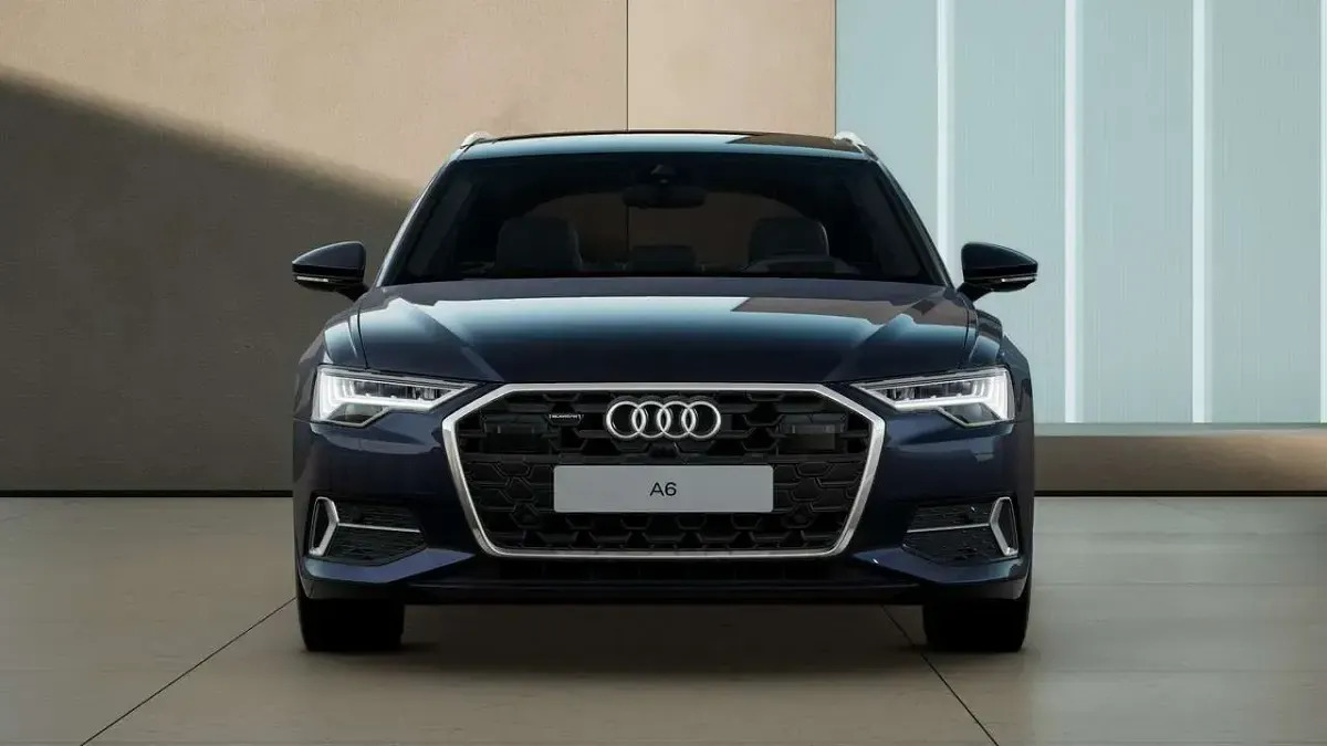 Gebraucht Audi A6 Advanced 299 PS (219 kW) 2025 Firmamentblau metallic Kombi