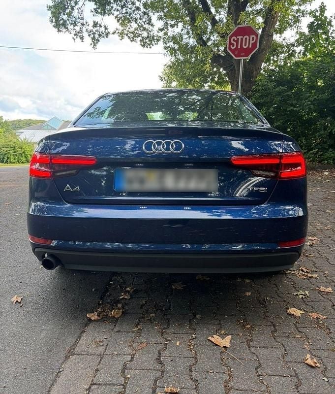 Gebraucht Audi A4 204 PS (150 kW) 2016 Blau Limousine