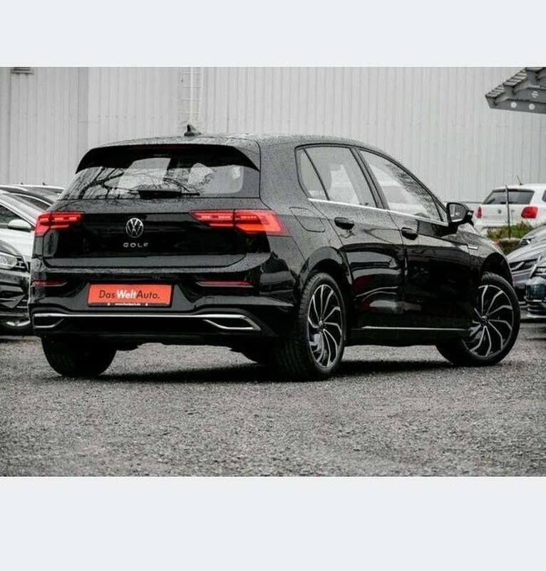 Schwarz Gebraucht 2020 VW Golf VII Style Kleinwagen | 20.499 € (Fairer Preis) - Bild 1/4