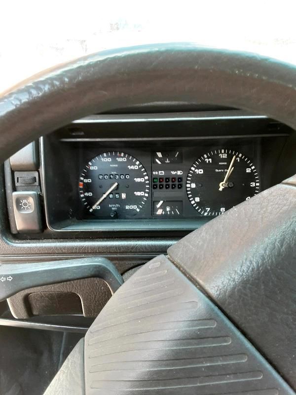 Gebraucht VW Golf II 51 PS (37 kW) 1989 Weiß Kleinwagen