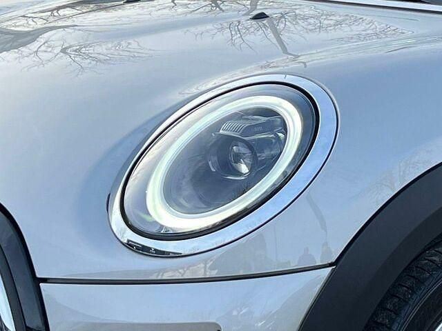 Gebraucht Mini Cooper Essential 136 PS (100 kW) 2023 Silber Kleinwagen