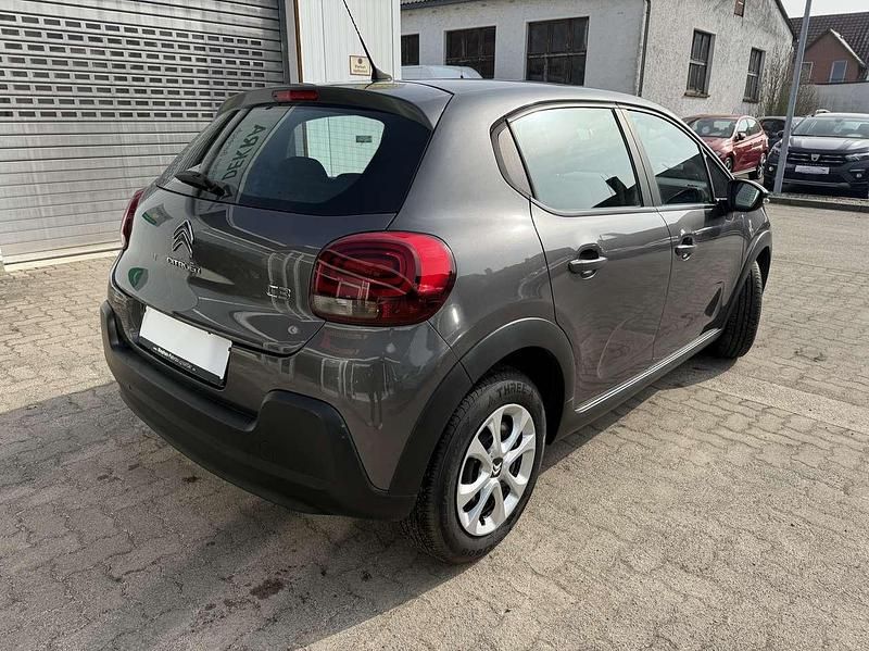 Gebraucht Citroën C3 Live 82 PS (60 kW) 2018 Platiniumgrau/metallic Kleinwagen