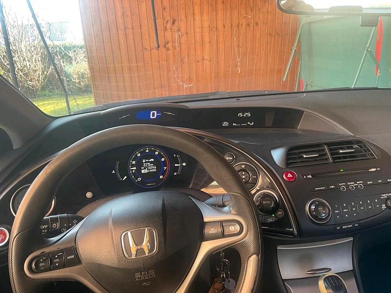 Gebraucht Honda Civic 84 PS (61 kW) 2006 Rot Kleinwagen