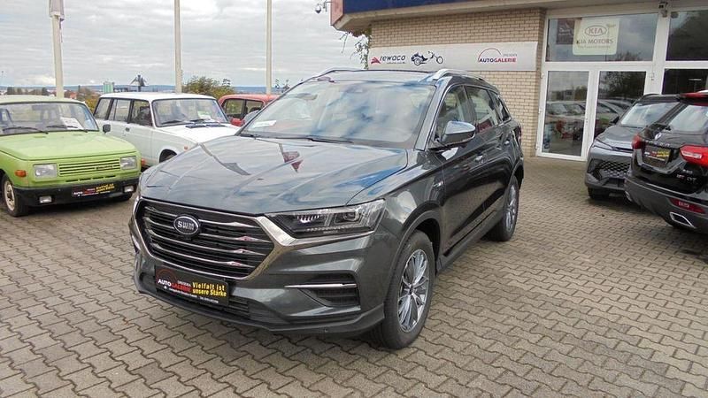 Gebraucht SWM G01 133 PS (97 kW) 2024 Grau SUV