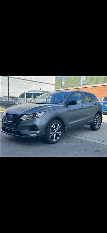 Grau Gebraucht 2020 Nissan Qashqai Acenta SUV | 15.500 € (Superpreis) - Bild 1/4