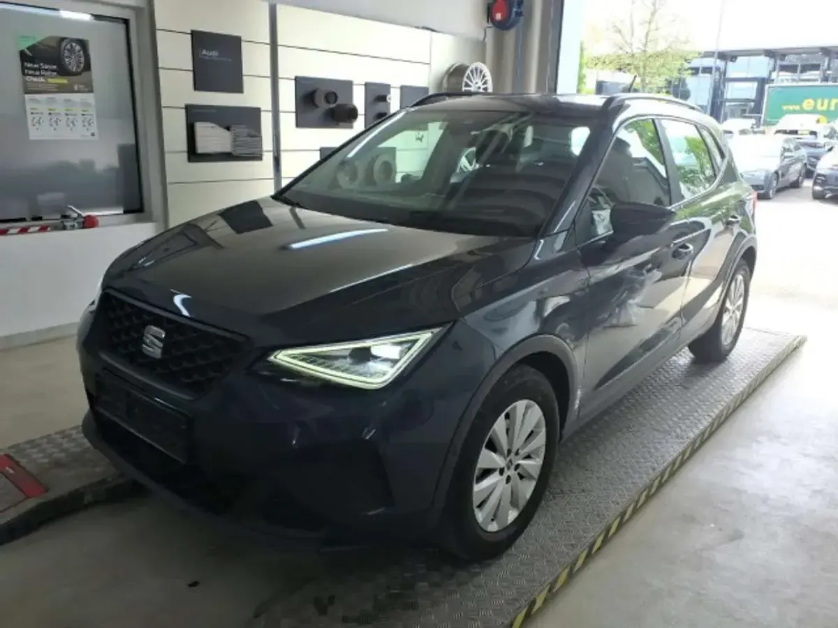 Gebraucht Seat Arona Style 111 PS (81 kW) 2023 "magnetic tech" SUV