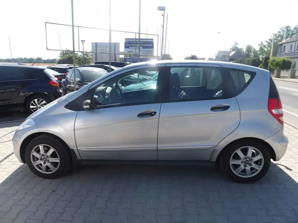 Gebraucht Mercedes A150 95 PS (69 kW) 2006 Polarsilber  metalliclack Kleinwagen