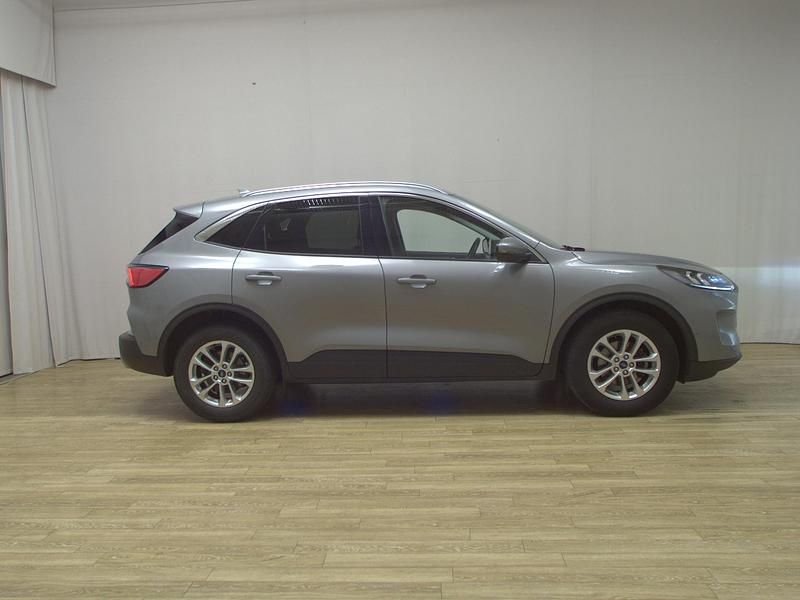 Grau Gebraucht 2022 Ford Kuga Titanium SUV | 14.980 € (Guter Preis) - Bild 1/4