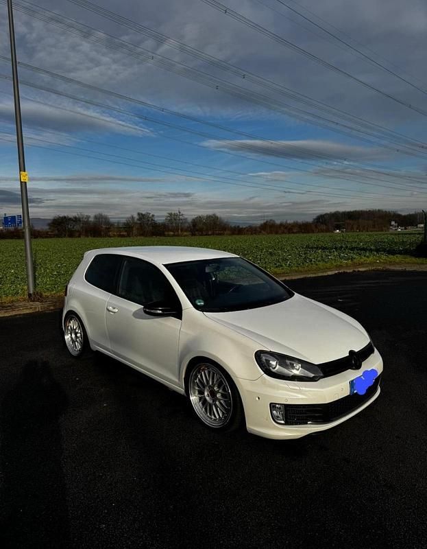 Gebraucht VW Golf GTI 205 PS (150 kW) 2011 Weiß Coupé