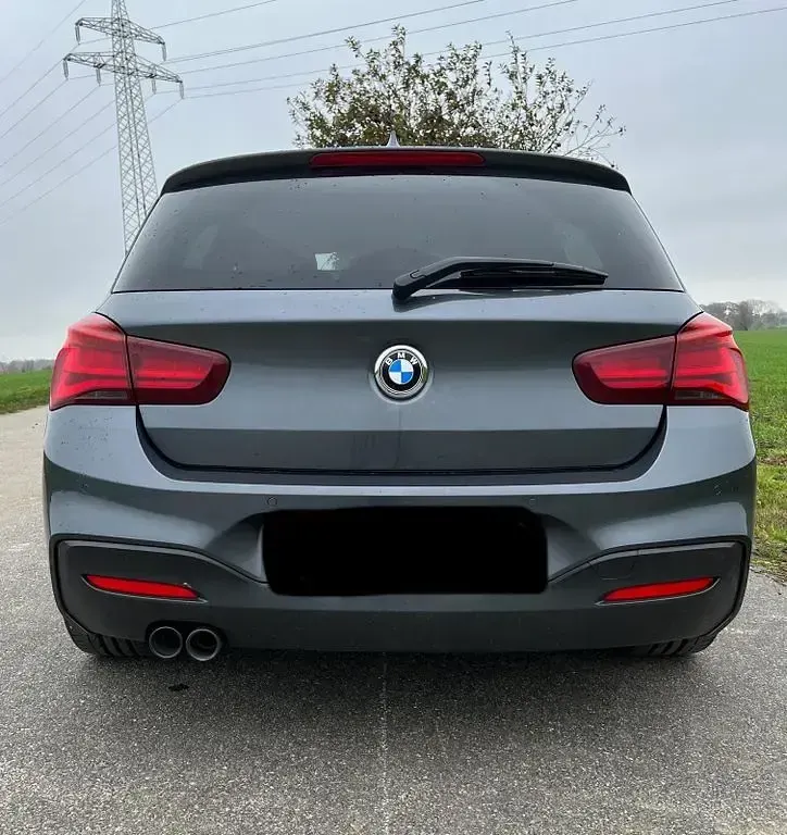 Gebraucht BMW 120 M Sport 184 PS (135 kW) 2019 Grau Limousine