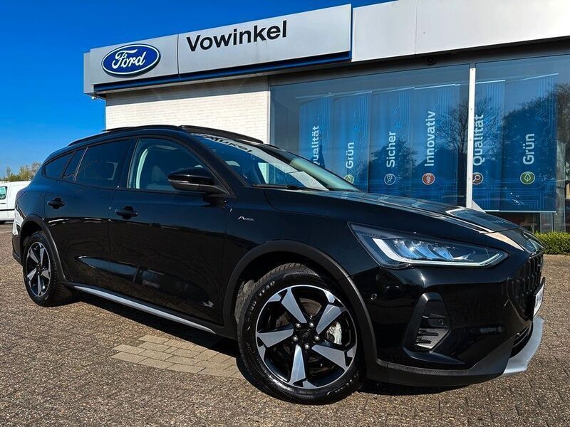 Schwarz Gebraucht 2023 Ford Focus Active X Limousine | 27.990 € (Teuer) - Bild 1/4