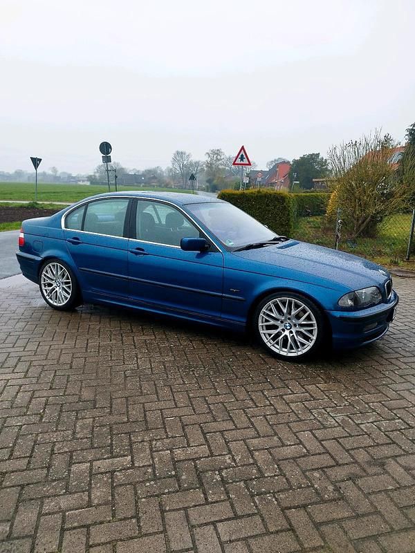 Usata BMW 325 192 CV (141 kW) 2000 Blu Berlina