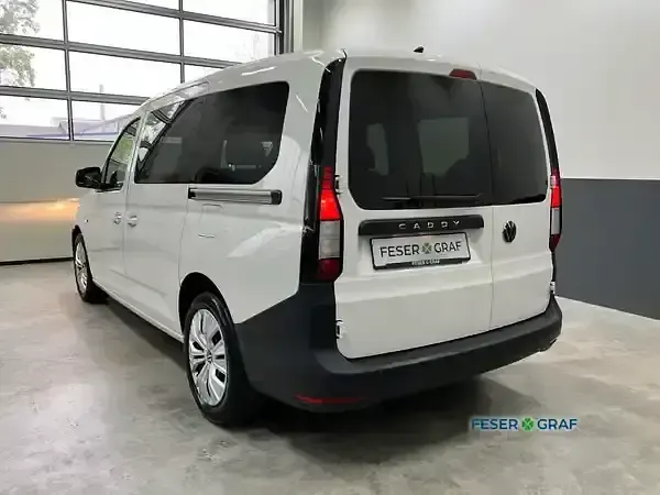 Gebraucht VW Caddy Maxi 102 PS (75 kW) 2022 Candyweiß Van / Kleinbus