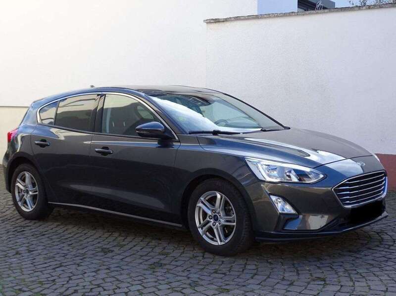 Grau Gebraucht 2019 Ford Focus Active Kombi | 6.399 € (Superpreis) - Bild 1/4