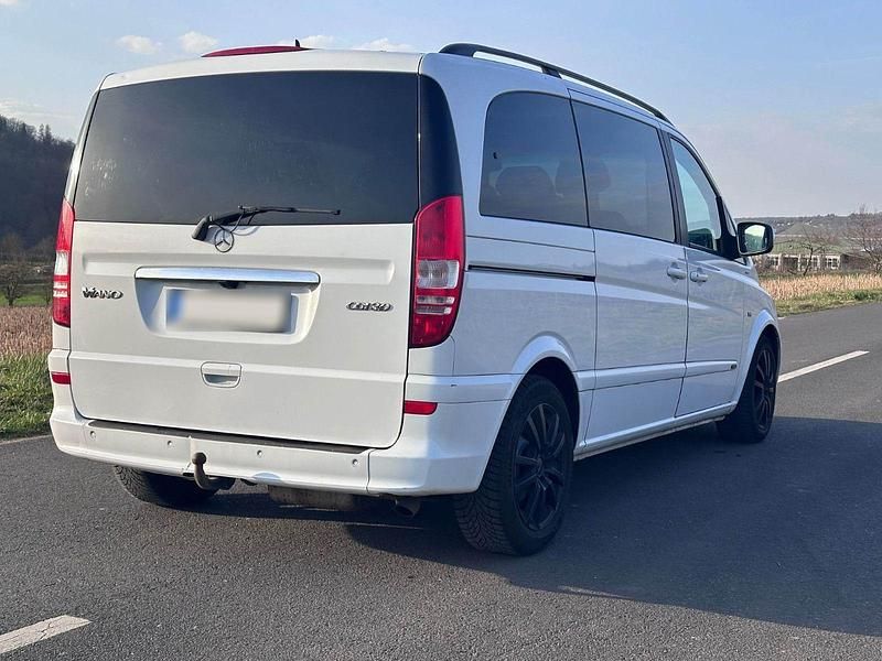 Gebraucht Mercedes Viano 224 PS (164 kW) 2014 Weiß Van / Kleinbus