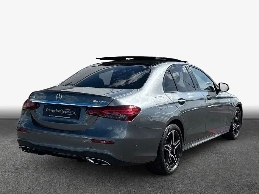 Gebraucht Mercedes E450 AMG 367 PS (269 kW) 2023 Selenitgrau metallic Limousine