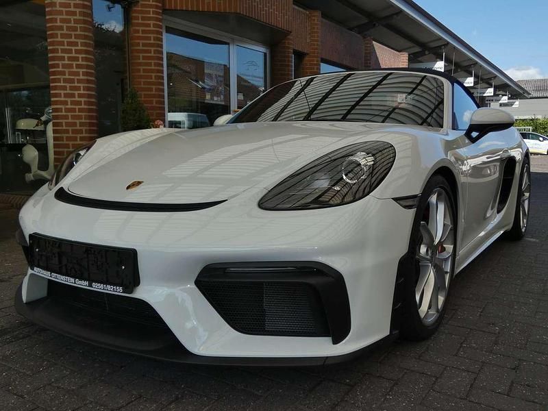 Pure white Gebraucht 2020 Porsche 718 Spyder Cabrio | 102.500 € (Fairer Preis) - Bild 1/4