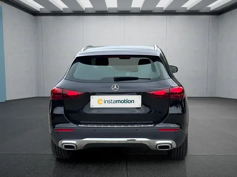 Gebraucht Mercedes GLA200 163 PS (119 kW) 2025 Schwarz SUV