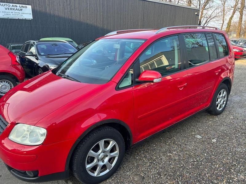 Gebraucht VW Touran Highline 150 PS (110 kW) 2005 Rot Van / Kleinbus
