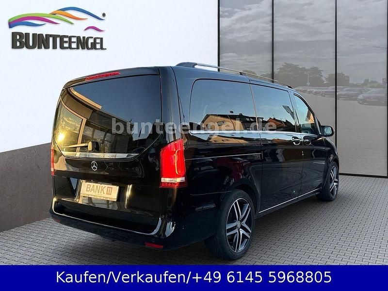 Gebraucht Mercedes V250 Avantgarde Edition 190 PS (139 kW) 2016 Schwarz Van / Kleinbus